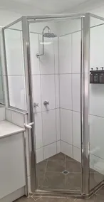 Macintyre Motor Inn - Baño