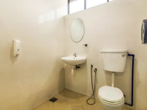 Hotel O Purple Town - Baño