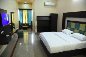 Chitrakoot Garden And Resorts Pushkar - Room