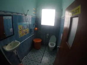 Dhika Adventure - Bathroom