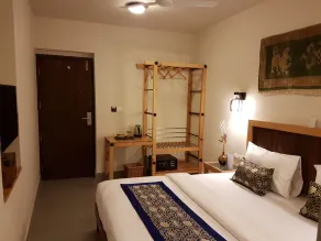Utse Suites - Room