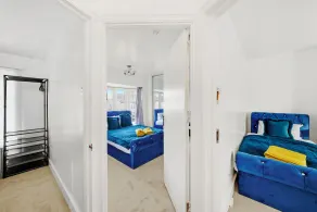 3bed Cozy House Parking Wifi - Værelse