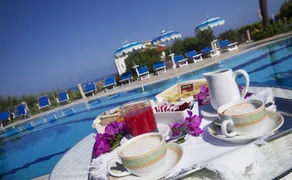 Tonicello Resort & SPA - Pool