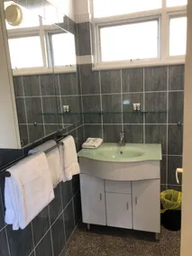 Glenelg Holiday Apartments-Ellis 200 meters to the Beach Free Parking - Bad