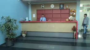 Royal Hills Vasai - Thane - Réception