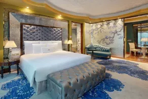 The Reverie Saigon - Chambre