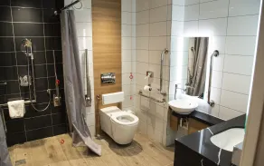 Hilton Garden Inn Abingdon Oxford - Bathroom
