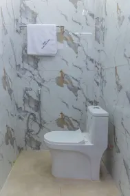 P V Grand - Bathroom