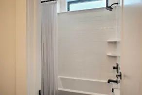 Mtn-view Home w/ Hot Tub, 9 Mi to Vail Resort - Badeværelse
