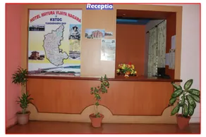 KSTDC Hotel Mayura Vijayanagara Hampi - Recepción