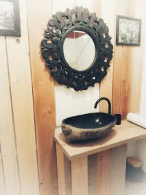 Les gîtes insolites de l'etang d'Anty - Baño