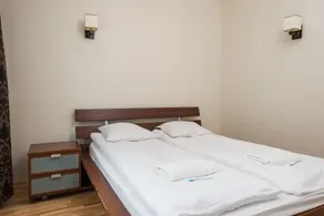 Grand Apartments - Czekoladowy - Neptun Park Gdańsk Apartament - Værelse