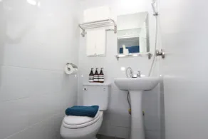 HAH Guesthouse - Badezimmer