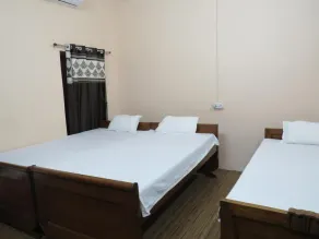 BM Shaw Guest House - Room