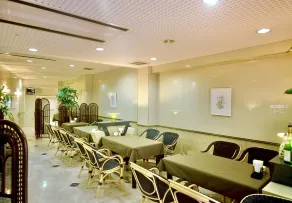 Okayama Ekimae Universal Hotel - Restaurant