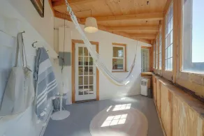 Charming Couple's Gem in Duluth w/ Enclosed Porch - Innenbereich