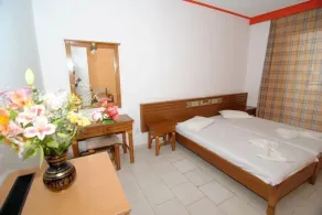 Iris Hotel - Quarto