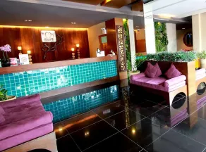 Hotel M Chiang Mai - Réception