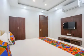 Fabhotel JP Villa - Nr Stadium - Chambre