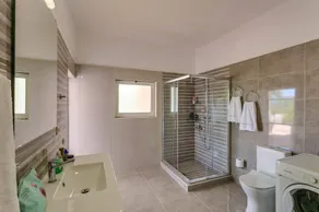Villa con giardino, terrazza e idromassaggio | Vista panoramica - Bagno