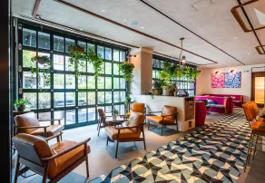 Eaton DC - Restaurant
