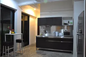 Udee Bangkok Hostel - Équipements de cuisine partagée