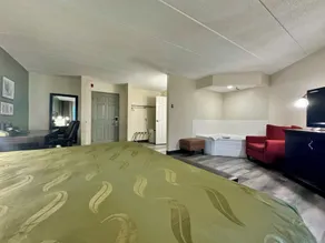 Quality Inn & Suites Alexandria - Chambre