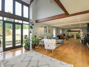 The Ivy Barn - Lobby