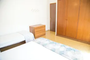 Two bedroom flat close to the beach in Eraclea - Værelse