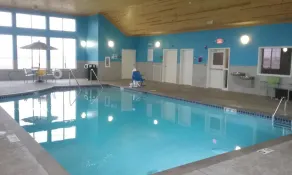 Gateway Park Hotel and Suites - Sioux Falls -Tea - Pool