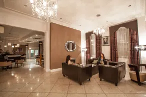 New Continental Hotel; Sure Hotel Collection by Best Western - Recepción