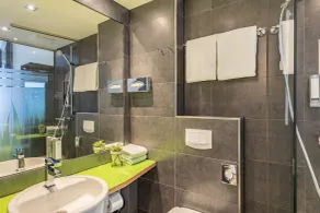 Garner Hotel Bremen City by IHG - Badezimmer