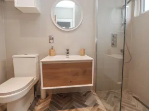 The Lodge @ Racecourse House - Bathroom