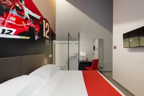 Hotel Maranello Village - Vista do quarto