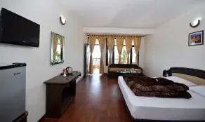 Green Oak Resort - Zimmer