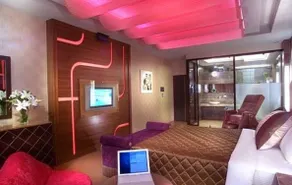 Motel Fabulous - Room