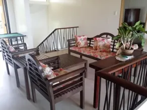 Palm Seaside Inn and Beach Resort - Lobby sitting area