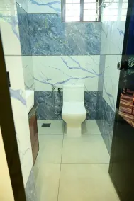 Days inHome - Bathroom
