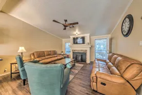 Cozy Cloudcroft Cabin w/ Deck & Gas Grill! - Interior