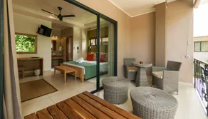 Le Repaire - Boutique Hotel & Restaurant - Room