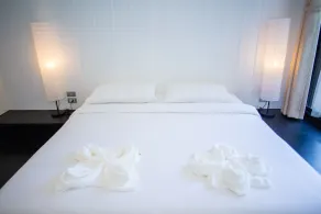 Trat 101 Hotel - SHA Certified - Room