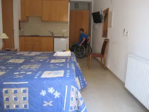 C & A Hotel Apartments - Chambre