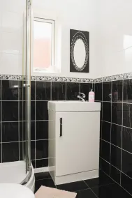 Room in Guest Room - Bright Room in Coventry - Baño