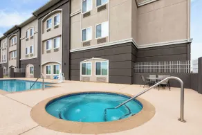 La Quinta by Wyndham Angleton - Piscine