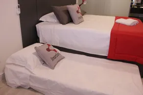 VN Gomes de Carvalho - Room