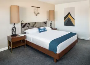 V Capri Palm Springs, a Dolce by Wyndham - Chambre