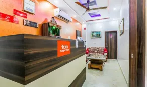 Fabexpress Mayank Palace - Reception
