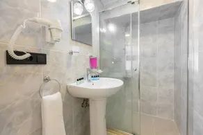 BLUE MARMARA SUITES - Bathroom