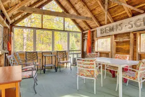 Spacious Home on Bear Camp River in Tamworth! - Innenbereich