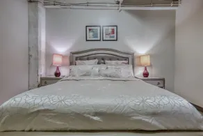 Luxury Downtown Dallas Stay by Amyfinehouse - Room
